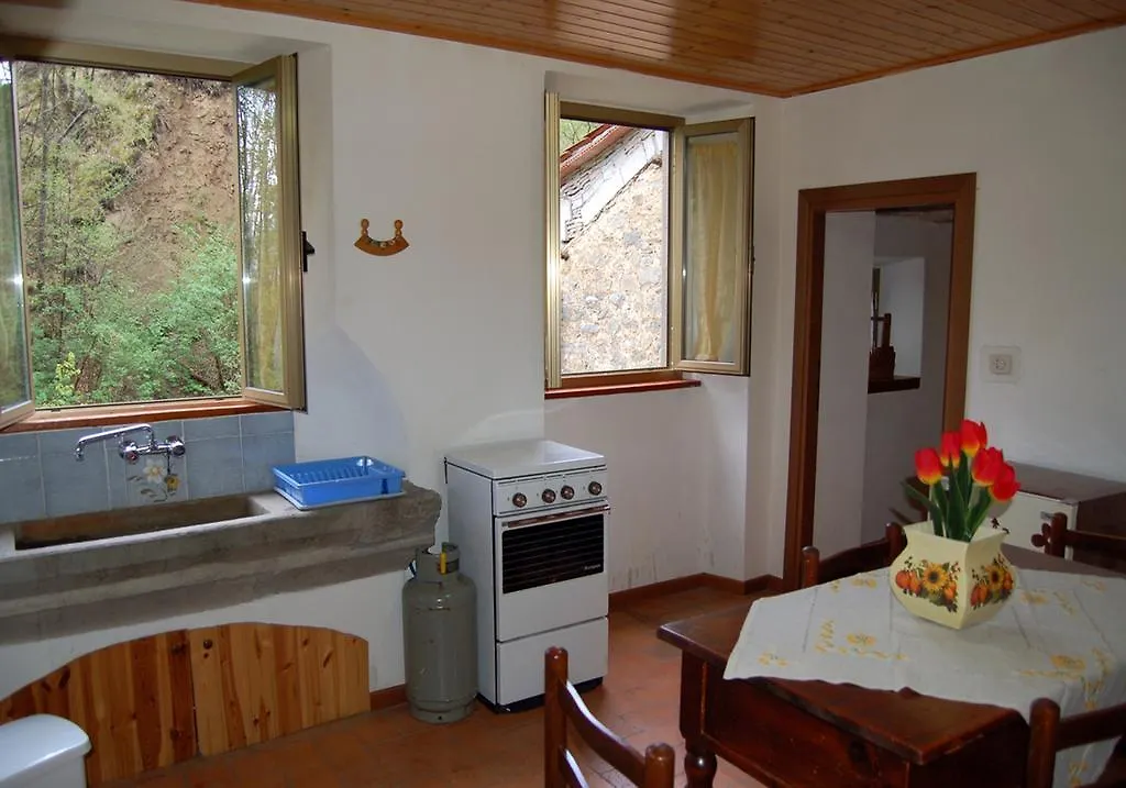 Il Molino Villa Bagni di Lucca 0*,